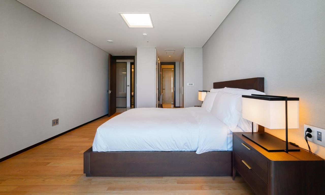 Grand Lct Residence Busan Eksteriør bilde
