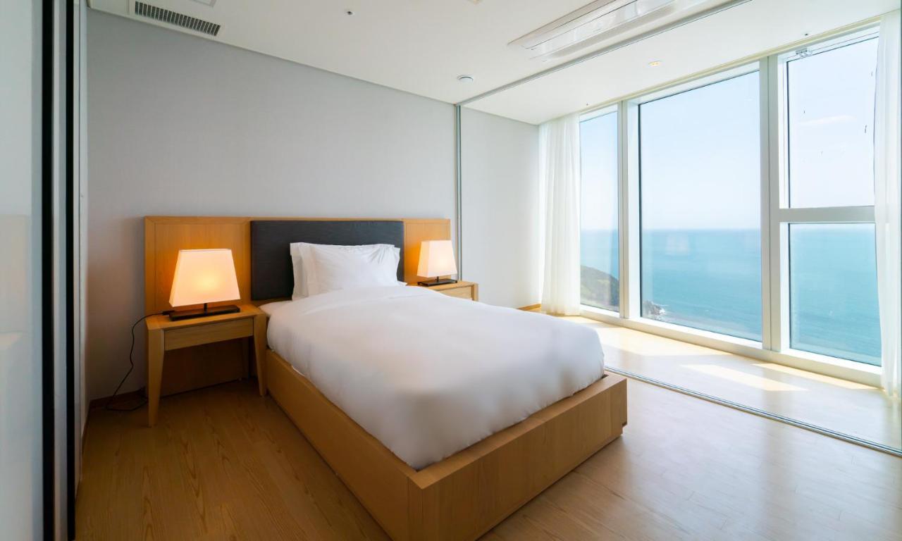 Grand Lct Residence Busan Eksteriør bilde