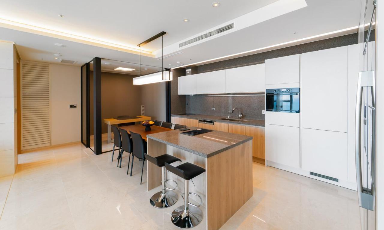 Grand Lct Residence Busan Eksteriør bilde
