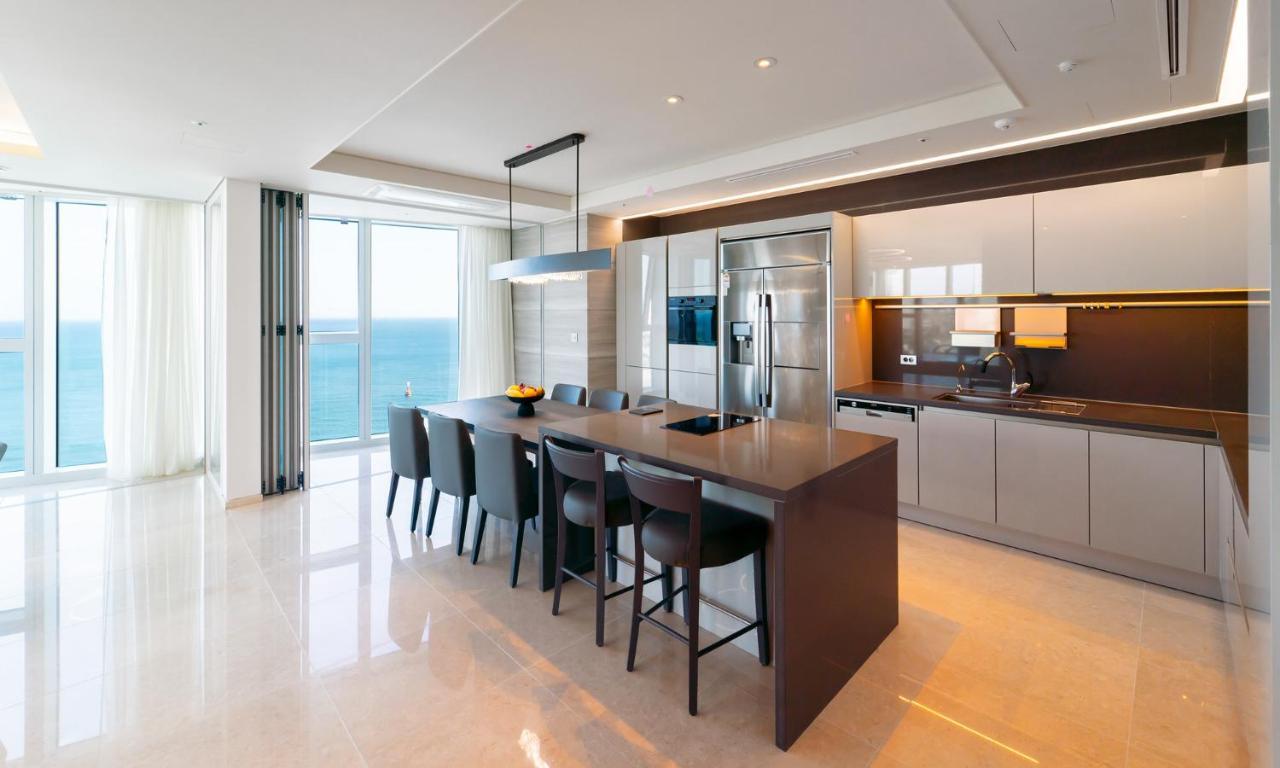 Grand Lct Residence Busan Eksteriør bilde