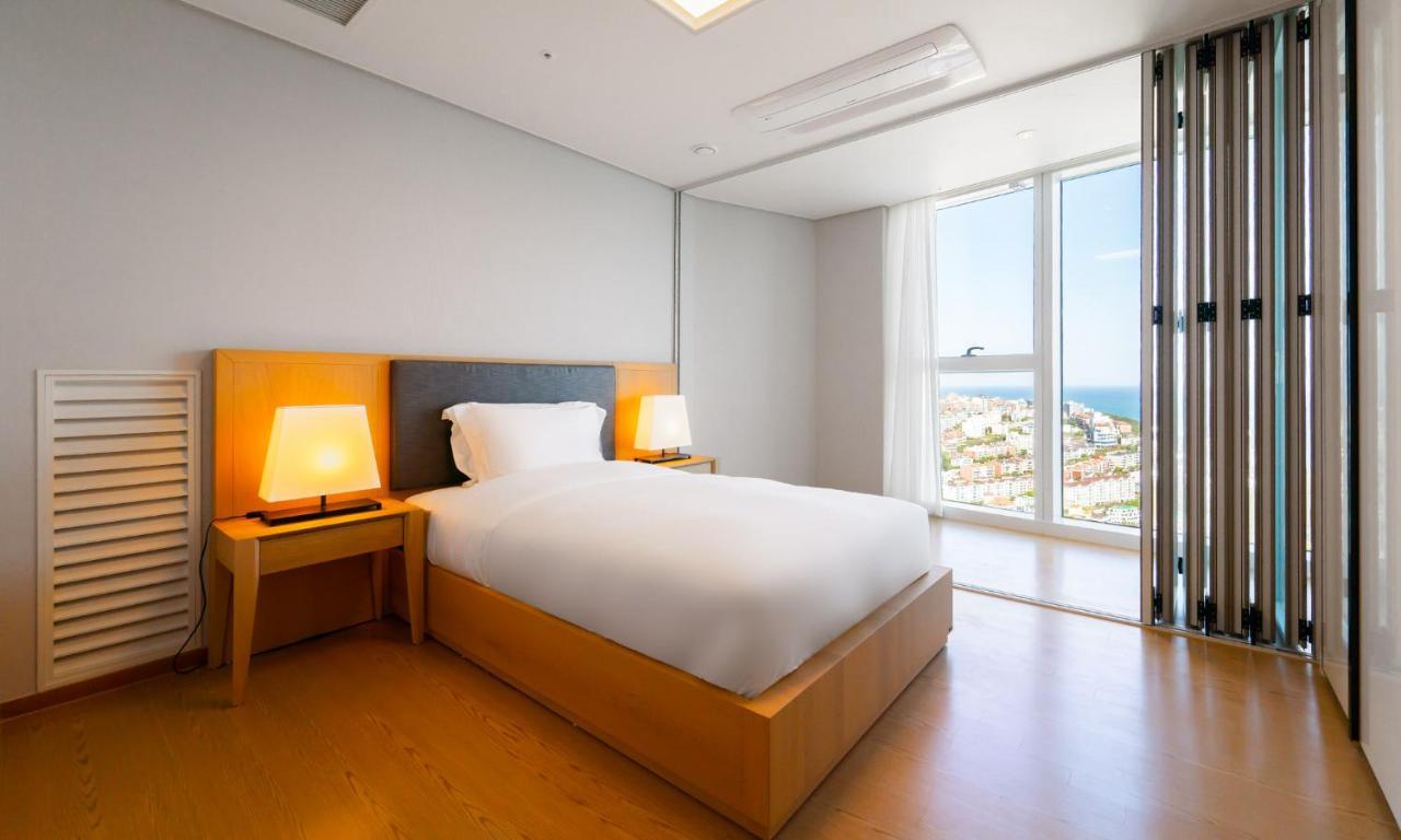 Grand Lct Residence Busan Eksteriør bilde