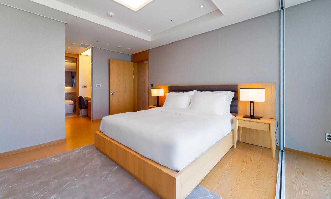 Grand Lct Residence Busan Eksteriør bilde