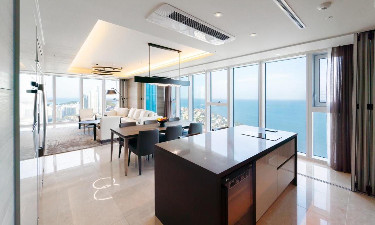 Grand Lct Residence Busan Eksteriør bilde