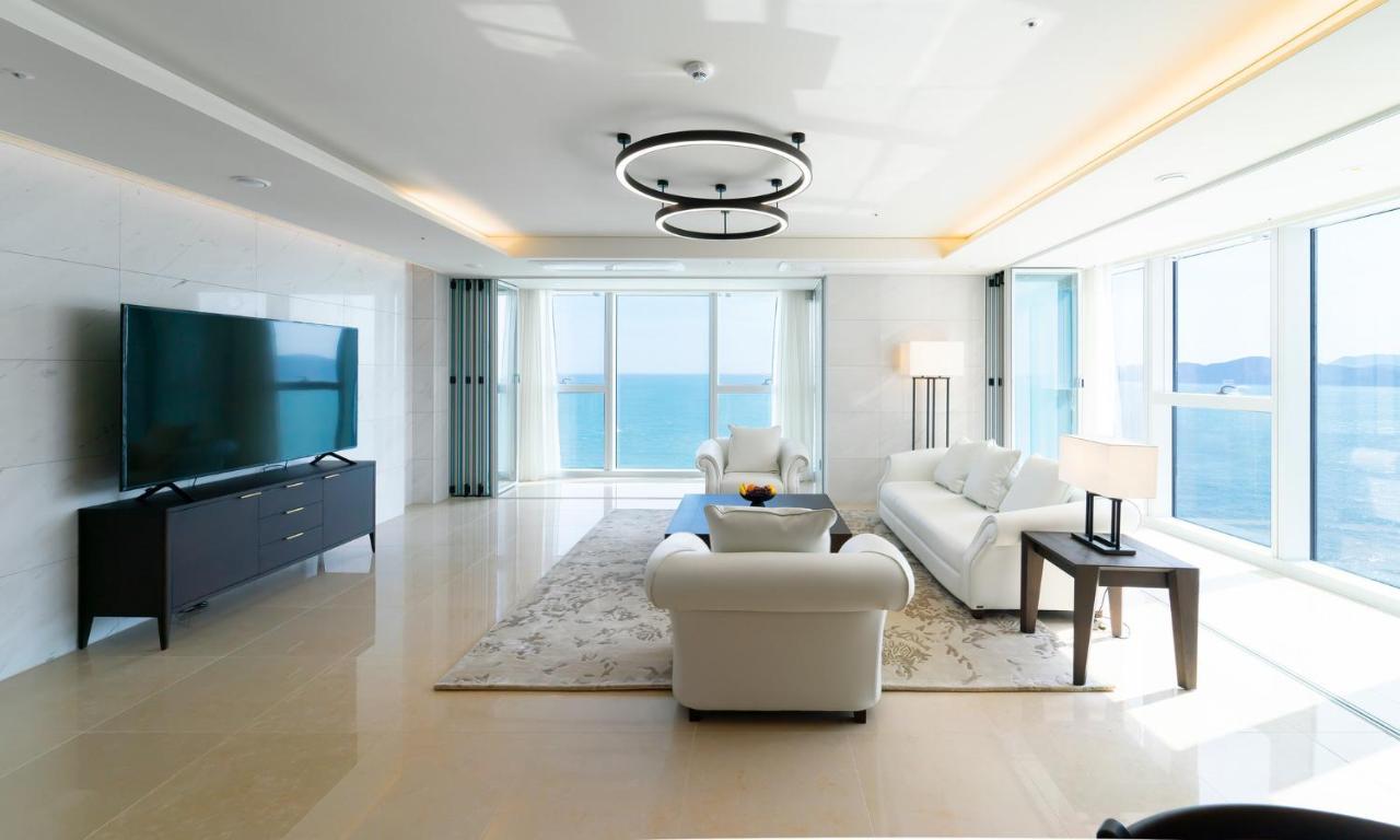 Grand Lct Residence Busan Eksteriør bilde